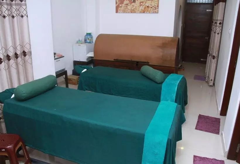 هتل Sanu Lagoon Resort & Spa
