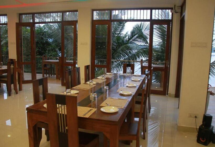 호텔 Sanu Lagoon Resort & Spa