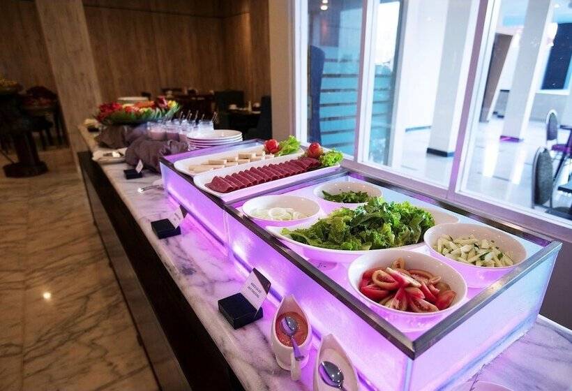 هتل The Sya Regency Palu By Soasia