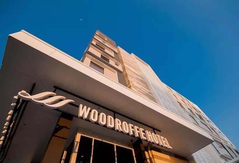 ホテル Woodroffe