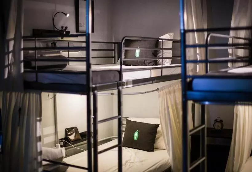 Nomada Urban Beach Hostel Calle Loiza