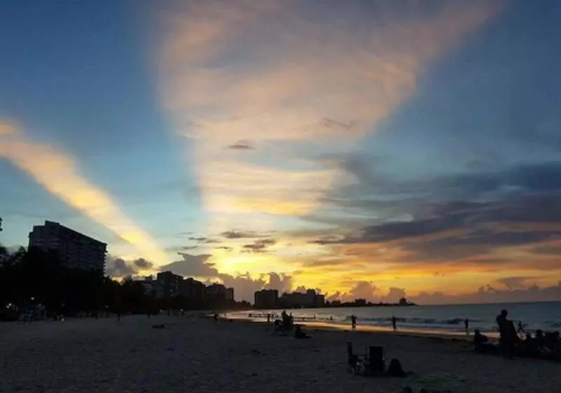 Nomada Urban Beach Hostel Calle Loiza