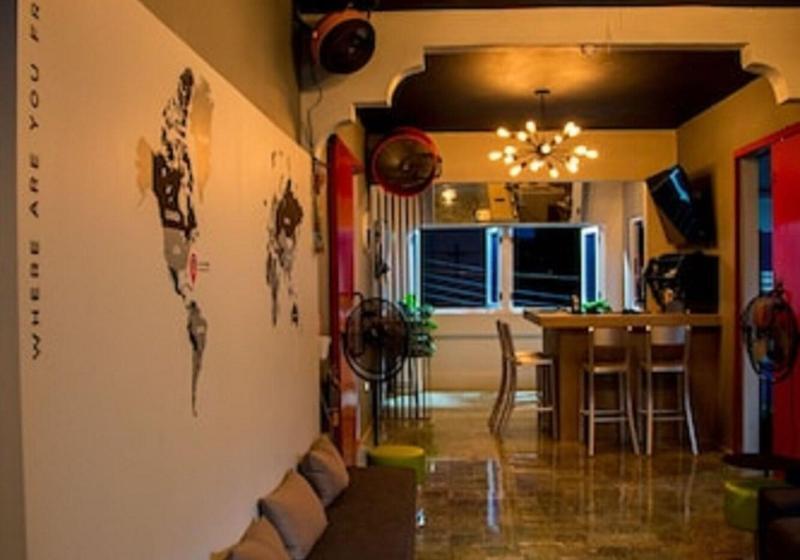 Nomada Urban Beach Hostel Calle Loiza