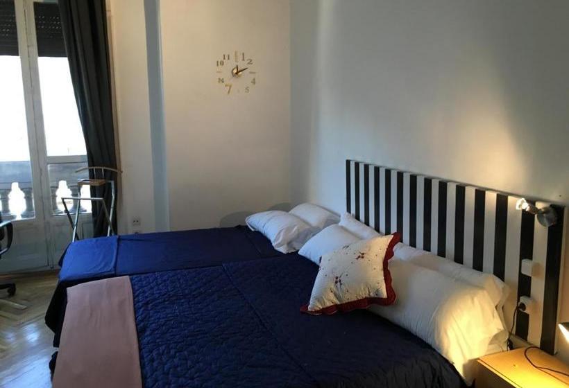 هاستل Chueca The Palmer House