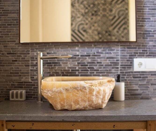 Bed and Breakfast Gare Du Nord