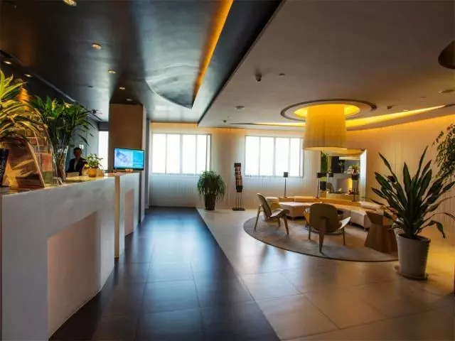 Hotelli Jinjiang Inn Wuxi Huishan District Government Wanda Plaza