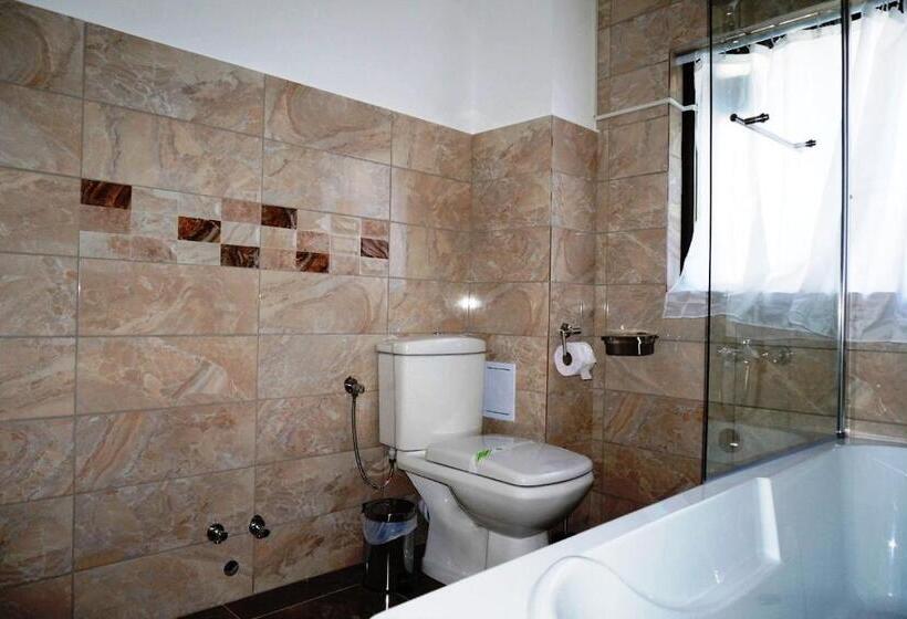 هتل Romantic Boutique