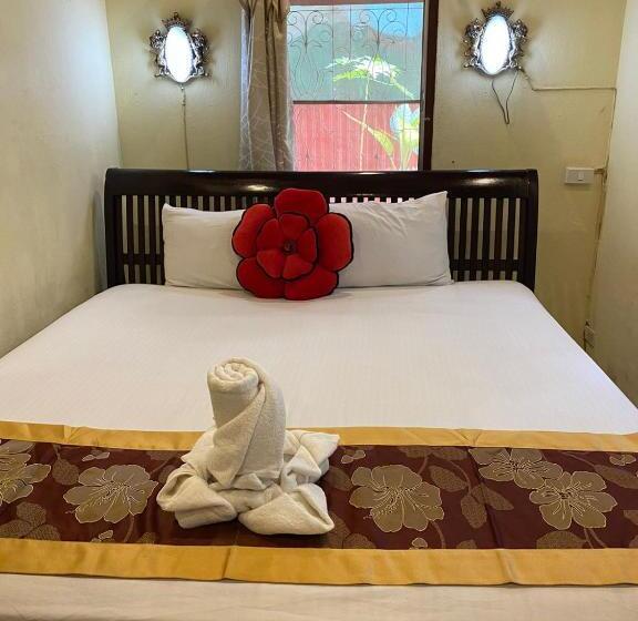 فندق Sakura Wood House