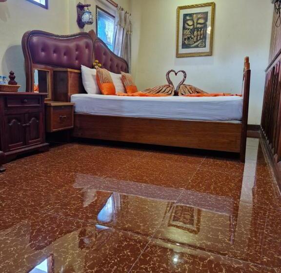 فندق Sakura Wood House