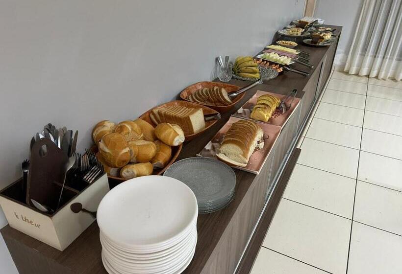 Vitória Hotel   Guaíra Pr