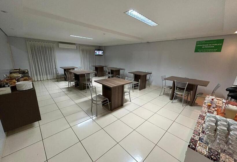 Vitória Hotel   Guaíra Pr