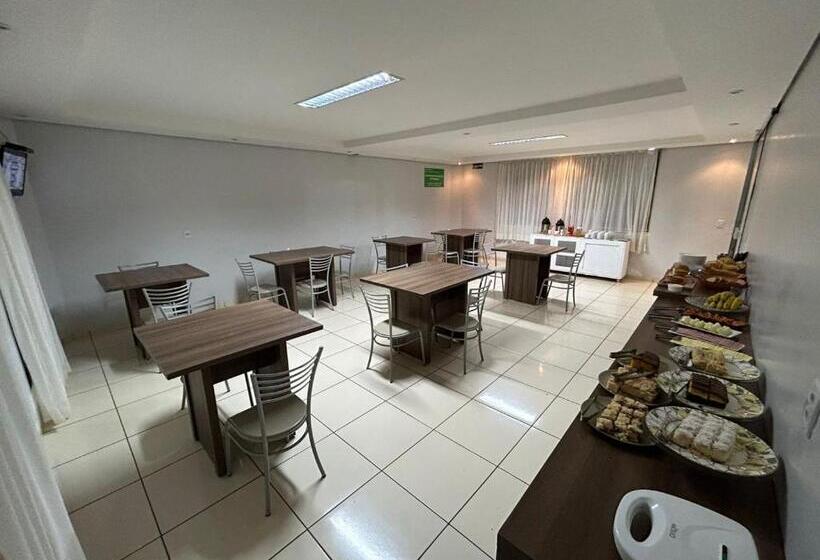 Vitória Hotel   Guaíra Pr