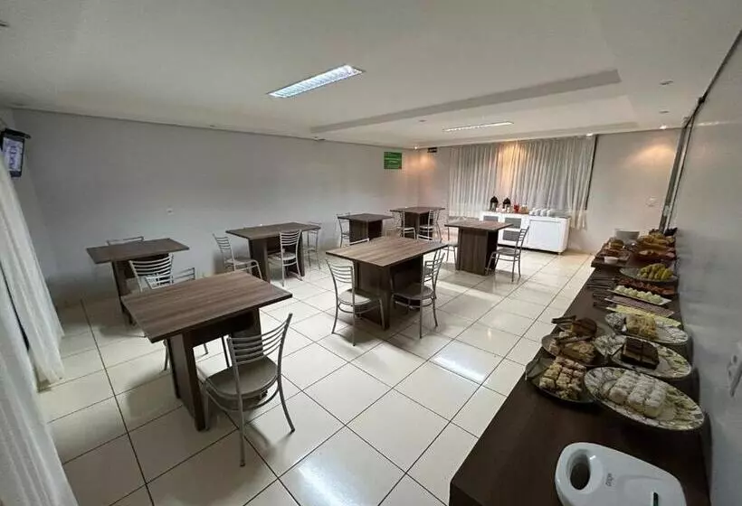 Vitória Hotel   Guaíra Pr