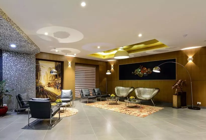 ホテル Howard Johnson By Wyndham Kolkata Airport