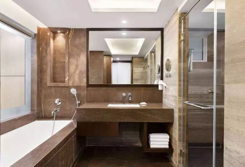 ホテル Howard Johnson By Wyndham Kolkata Airport