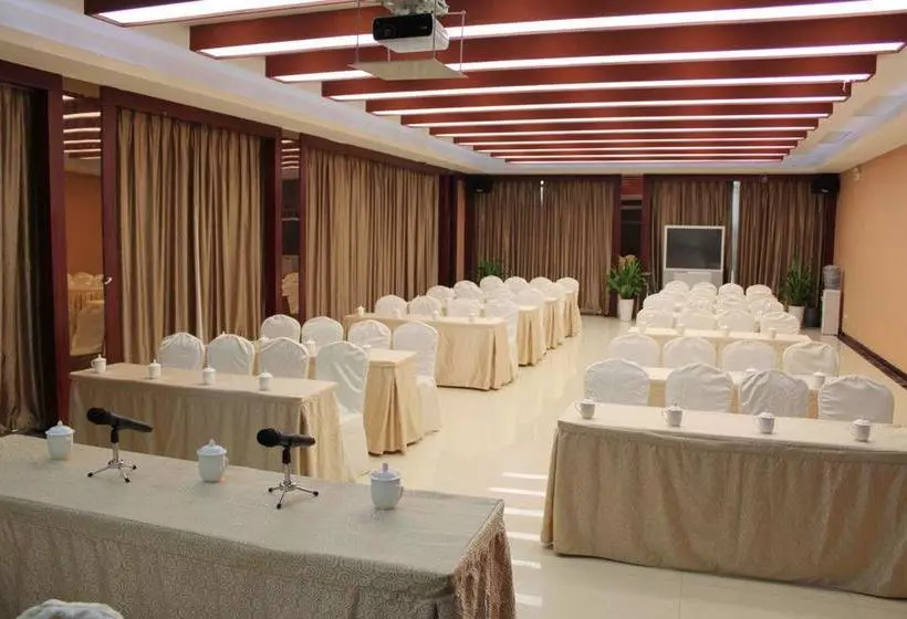 Starway Hotel Kunshan Middle Qianjin Road