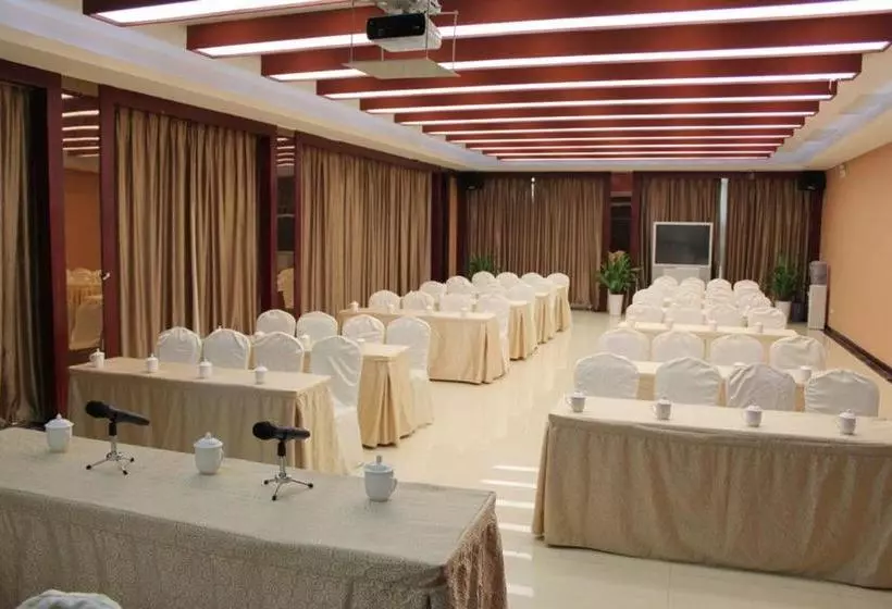 Starway Hotel Kunshan Middle Qianjin Road