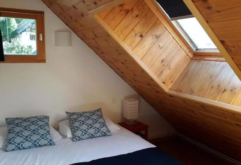 تختخواب و صبحانه Chalet Solneige