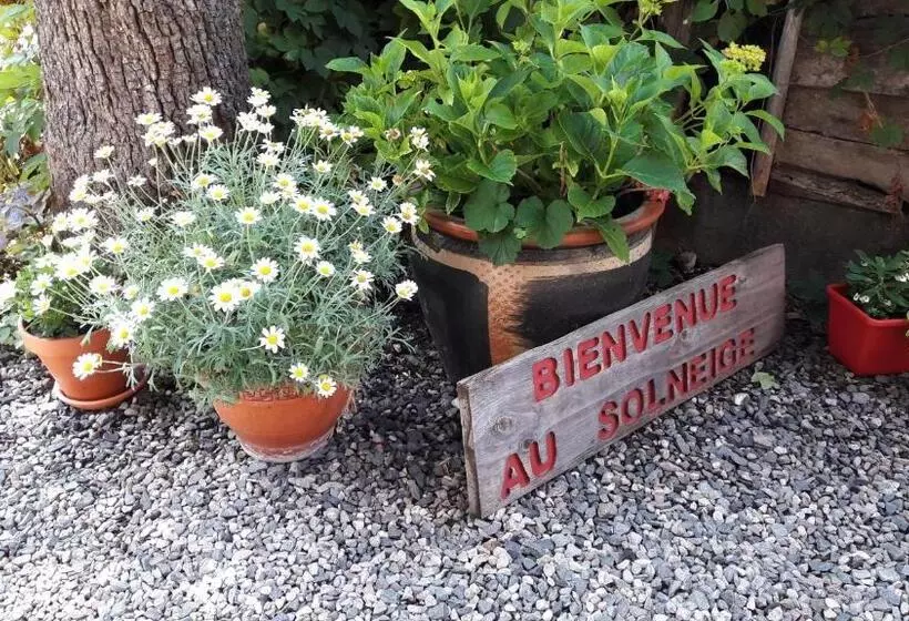تختخواب و صبحانه Chalet Solneige