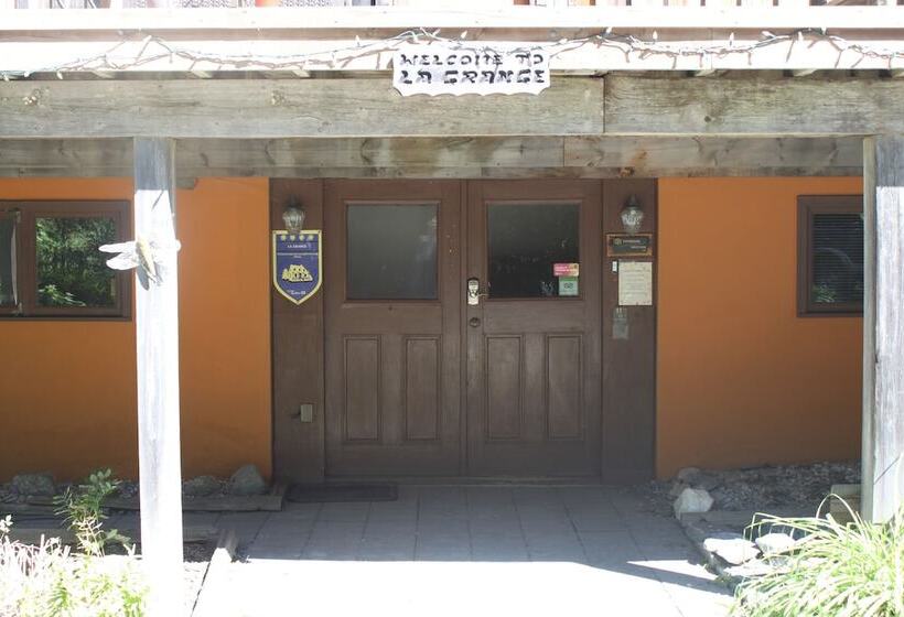 Bed and Breakfast La Grange Country Inn