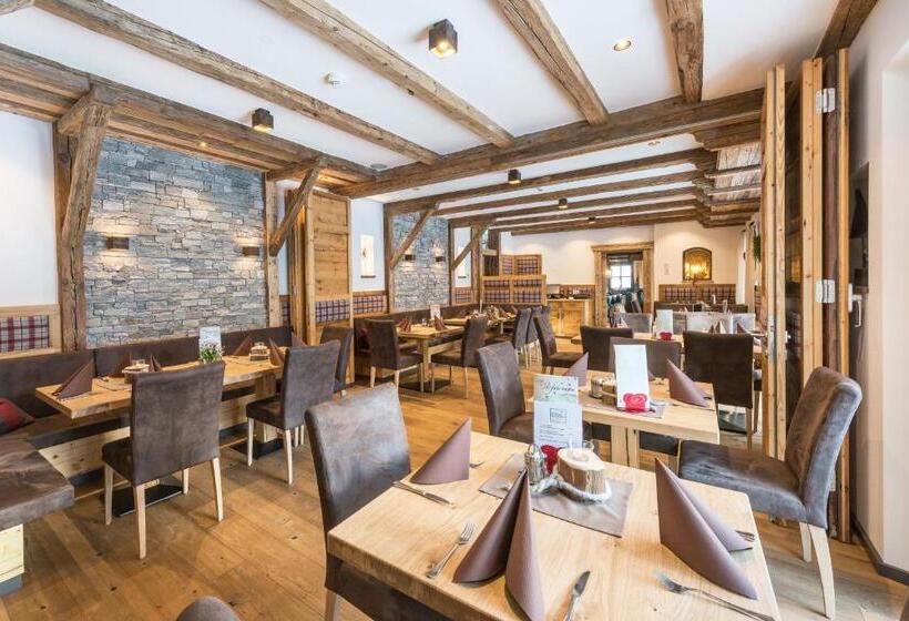 צימר Pension Restaurant Dorfalm