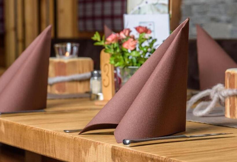 צימר Pension Restaurant Dorfalm