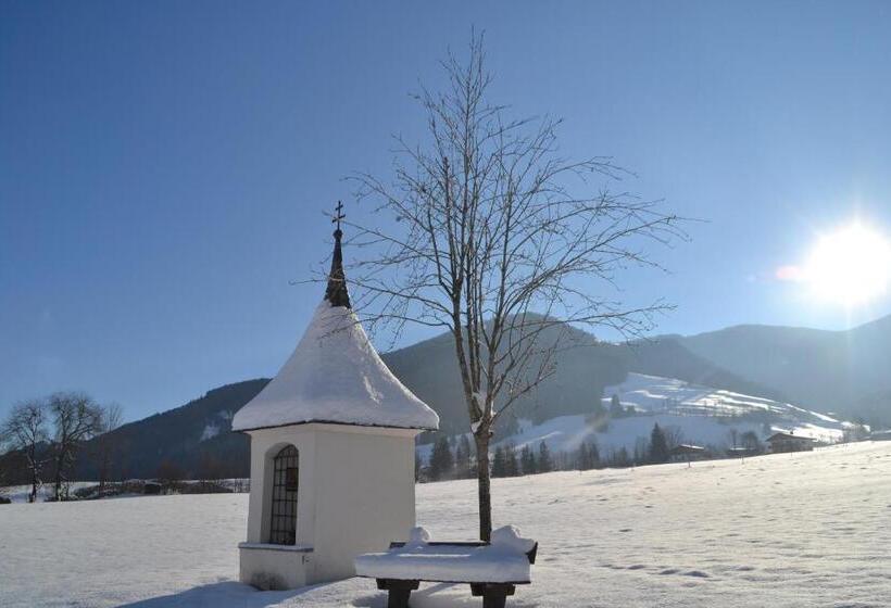 צימר Pension Restaurant Dorfalm