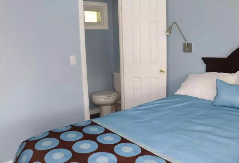 Hitching Post Country Motel