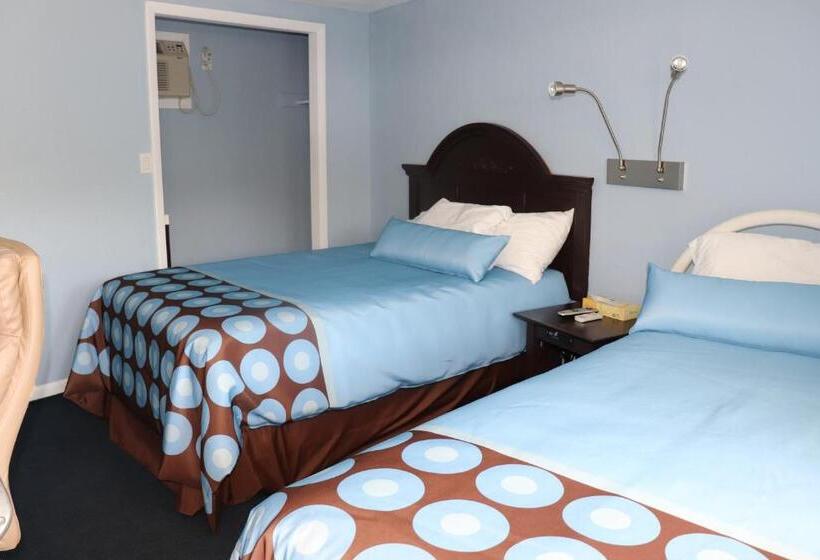 Hitching Post Country Motel