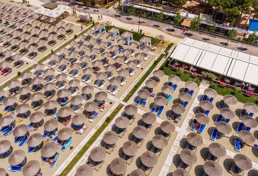 Отель Albanian Star