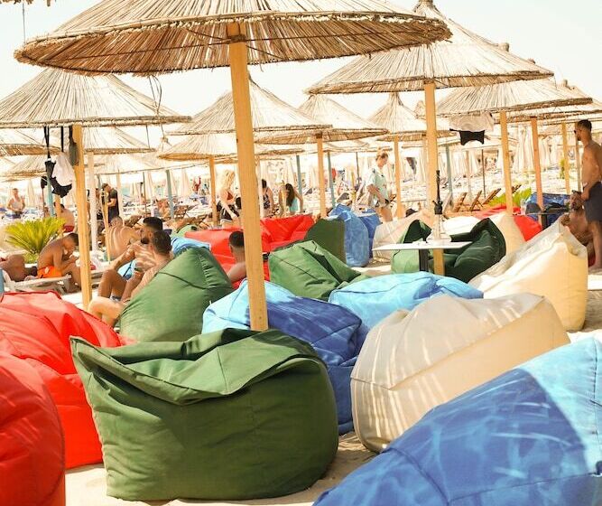 Отель Albanian Star