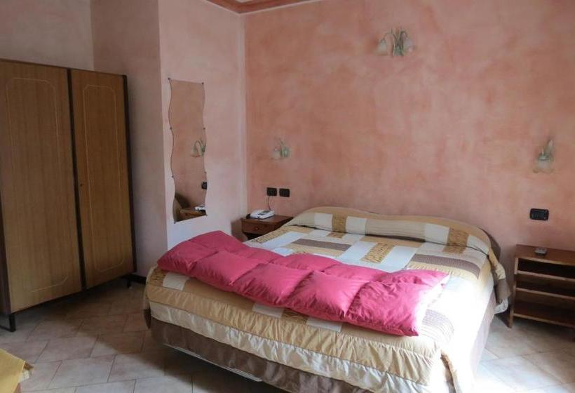 בית מלון כפרי Albergo Castello