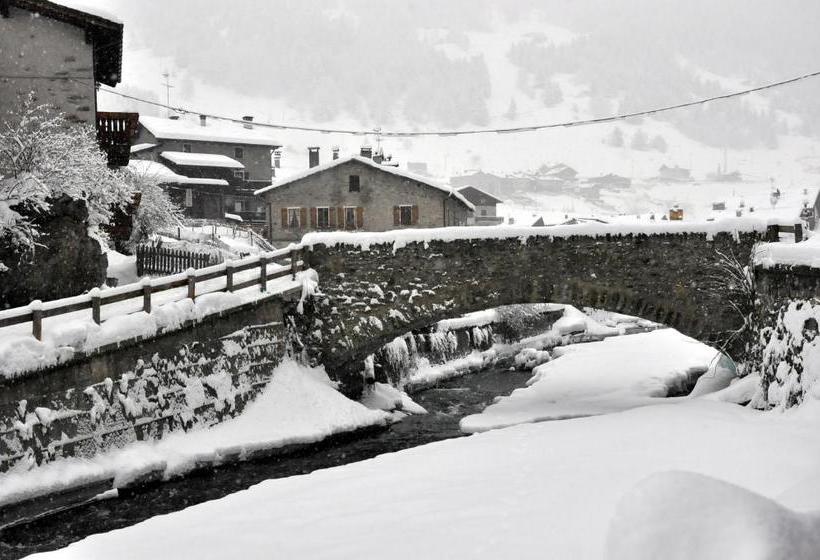 בית מלון כפרי Albergo Castello