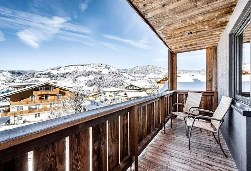 ホテル Almmonte Sensum Suites Boutique