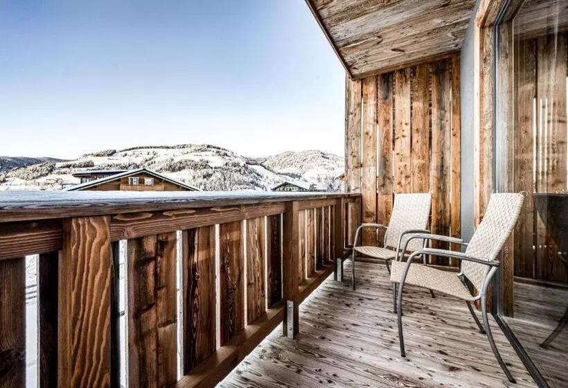 ホテル Almmonte Sensum Suites Boutique
