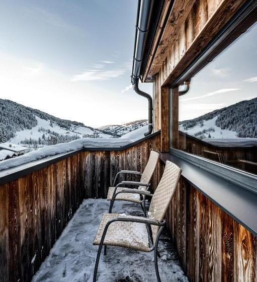 בית מלון כפרי Almmonte Sensum Suites Boutique