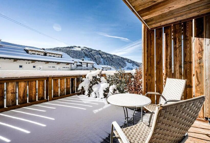 בית מלון כפרי Almmonte Sensum Suites Boutique