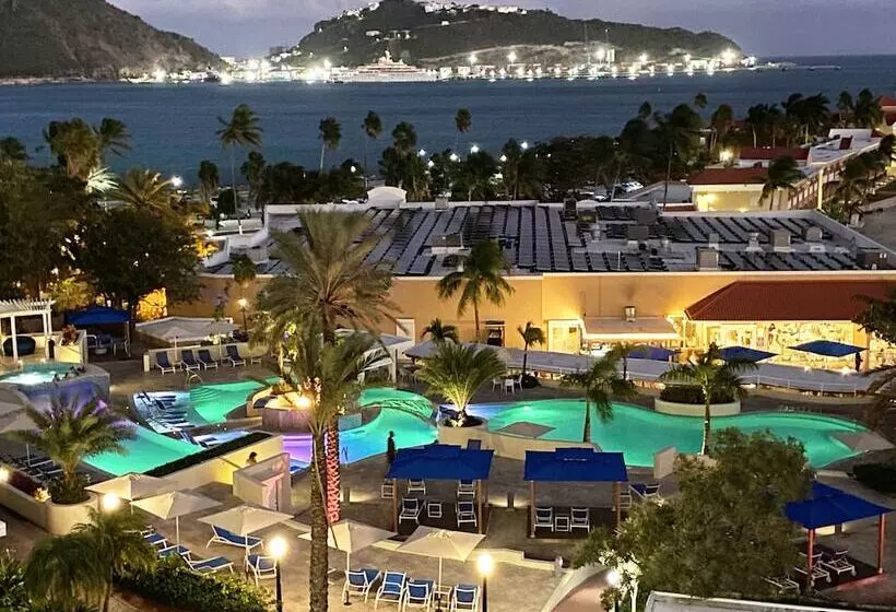 هتل Divi Little Bay Beach Resort