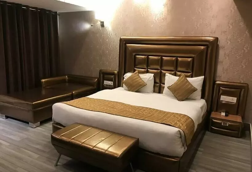 Hotelli Gopinath The Grand