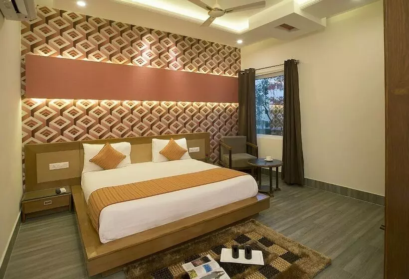 Hotelli Gopinath The Grand