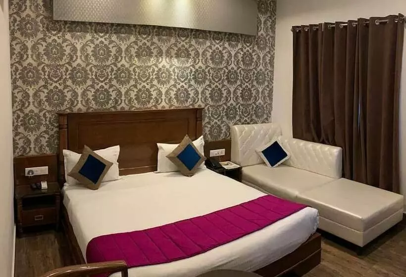 Hotelli Gopinath The Grand