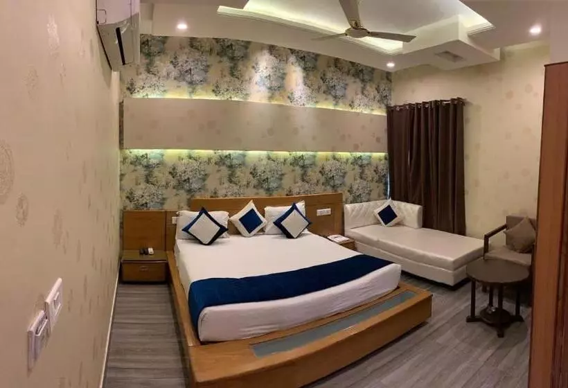 Hotelli Gopinath The Grand