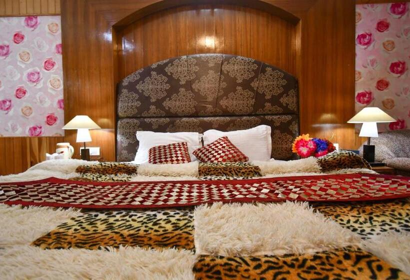 Отель Manali Valley Resort