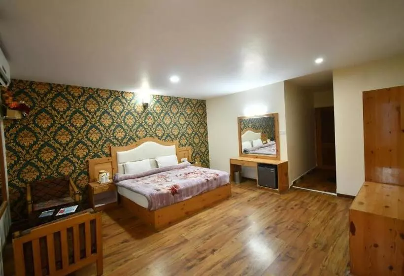 ホテル Manali Valley Resort