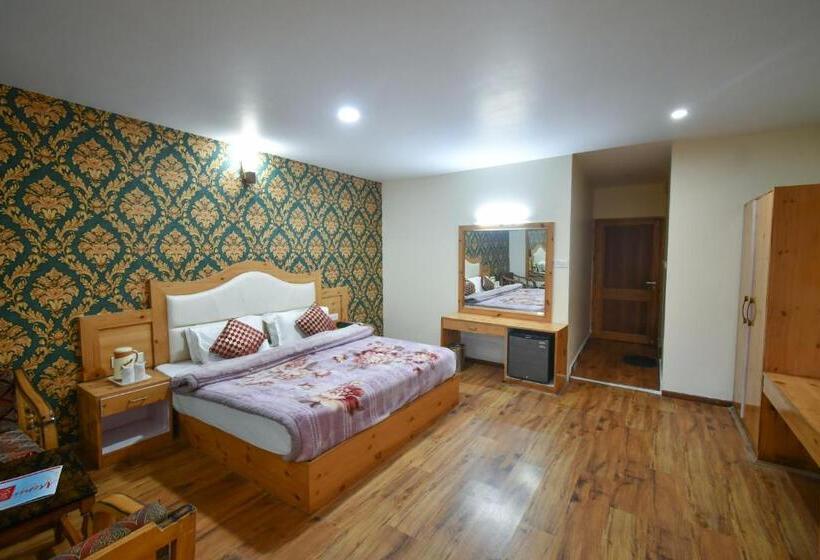 Отель Manali Valley Resort