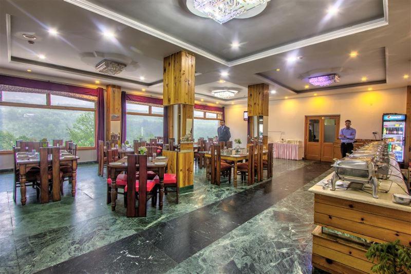 Отель Manali Valley Resort