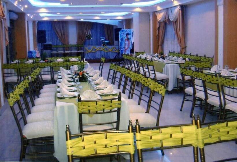 فندق Perla Verde