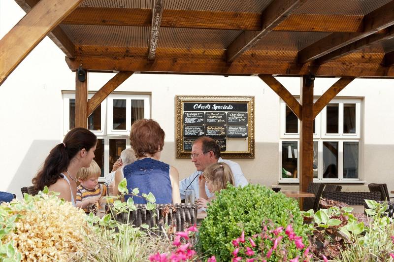 酒店 Two Rivers Lodge By Marston’s Inns