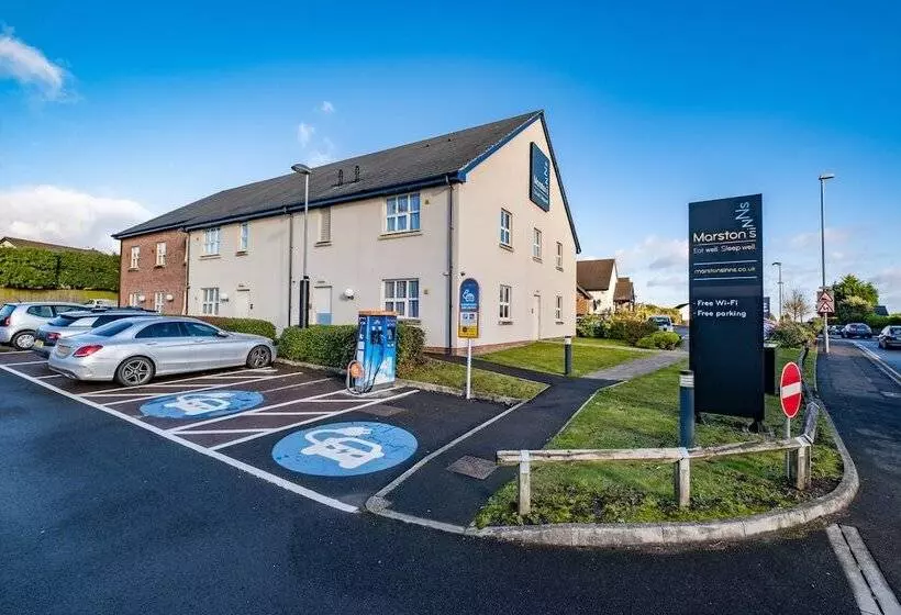 ホテル Two Rivers Lodge By Marston’s Inns