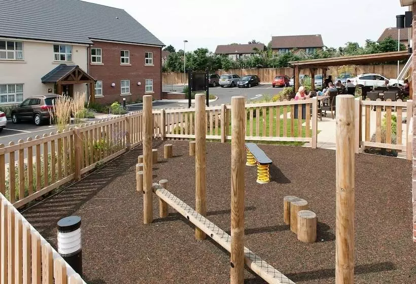 ホテル Two Rivers Lodge By Marston’s Inns